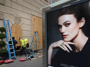 Antisipasi Ricuh, Ritel AS Pasang Triplek Jelang Pilpres