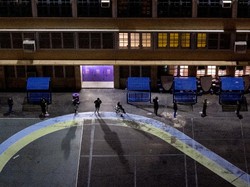 Pilpres AS 2020 Dimulai, Pemilih Mengantre di Tempat Pemungutan Suara