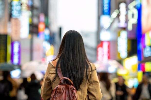 Orang Korea lebih sering memilih berjalan kaki.