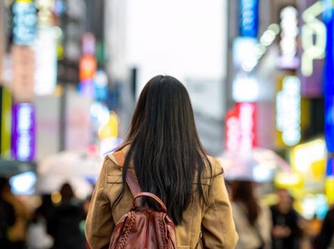 Orang Korea lebih sering memilih berjalan kaki.