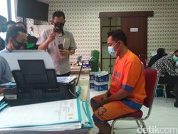 Sakit Hati Ditinggal Nikah, Pria di Sidoarjo Sebar Foto Bugil Mantan