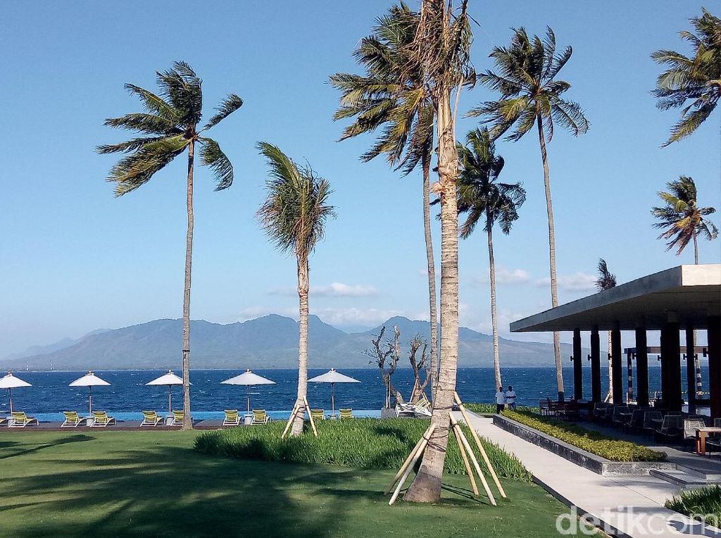 Kemenparekraf Gelontor Rp 10 Miliar Bangkitkan Pariwisata Banyuwangi Kemenparekraf Gelontor Rp 10 Miliar Bangkitkan Pariwisata Banyuwangi