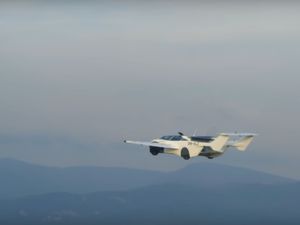 Ini Dia Mobil Terbang yang Sesungguhnya, Bisa Melayang 450 Meter