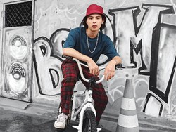 OPPO-Uniqlo Kolaborasi, Fotografer Eksplor Fitur AI Color Portrait