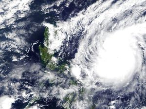 Video Suasana Filipina Diterjang Topan Vamco Berkekuatan Dahsyat Video Suasana Filipina Diterjang Topan Vamco Berkekuatan Dahsyat