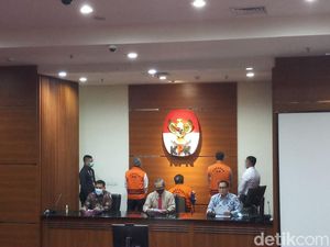 KPK Tetapkan 3 Tersangka Baru di Kasus Korupsi PT DI