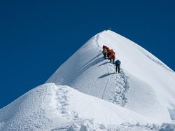 Kenapa Banyak Pendaki Meninggal di Gunung Everest?