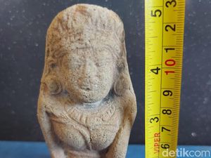 Sebuah Arca Terakota Ditemukan di Lamongan