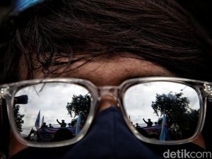 Aksi Buruh Tolak PHK