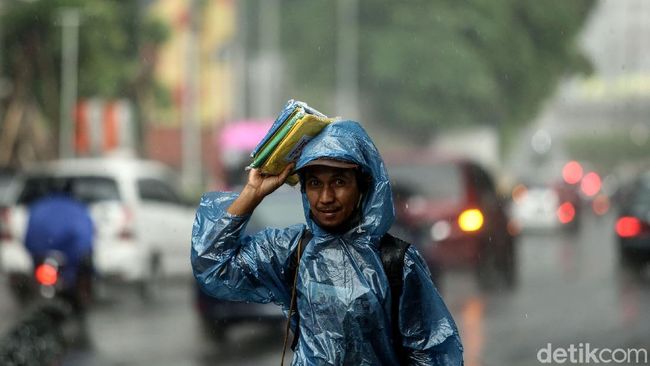 BMKG: Waspada Potensi Hujan di Jaktim dan Jaksel Malam Hari BMKG: Waspada Potensi Hujan di Jaktim dan Jaksel Malam Hari