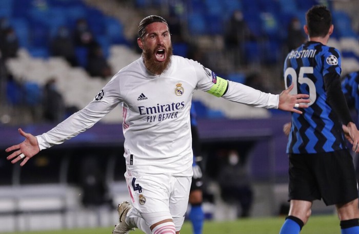 Sergio Ramos Real Madrid's Sergio Ramos celebrates after scoring his side's second goal during the Champions League group B soccer match between Real Madrid and Inter Milan at the Alfredo Di Stefano stadium in Madrid, Spain, Tuesday, Nov. 3, 2020. (AP Photo/Bernat Armangue)