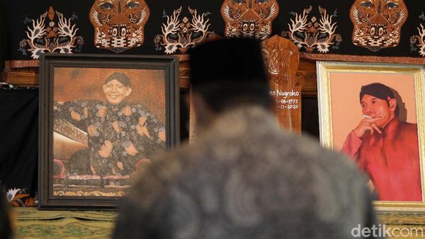 Suasana di Rumah Duka Dalang Ki Seno Nugroho