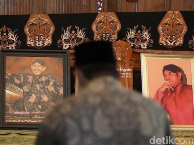 Suasana di Rumah Duka Dalang Ki Seno Nugroho