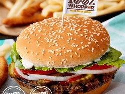 Kecoa Hidup di J.Co hingga Burger King Minta Pelanggan Beli Makanan di McD