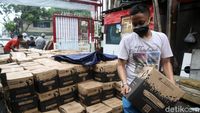 Bansos COVID-19 Tahap 9 Pemprov DKI Mulai Disalurkan