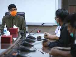 Buruh Backup Ganjar Bila Digugat Pengusaha soal UMP Naik