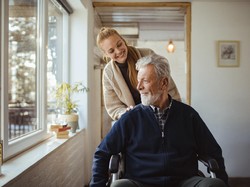 Gadis Remaja Menikah dengan Lansia 98 Tahun, Niat Buruknya Terungkap