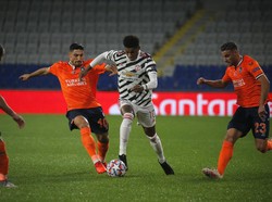 Basaksehir Vs MU: Setan Merah Tertinggal 1-2 di Babak Pertama