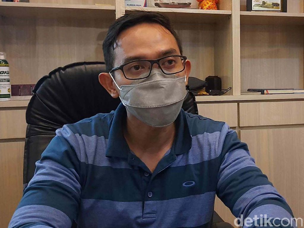 Sebulan PPKM Surabaya, Denda Pelanggar dan Pelaku Usaha senilai Rp 724 Juta Sebulan PPKM Surabaya, Denda Pelanggar dan Pelaku Usaha senilai Rp 724 Juta