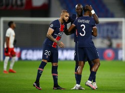 Sebelum Tanding, 10 Pemain PSG Terjebak di Lift Nyaris Sejam