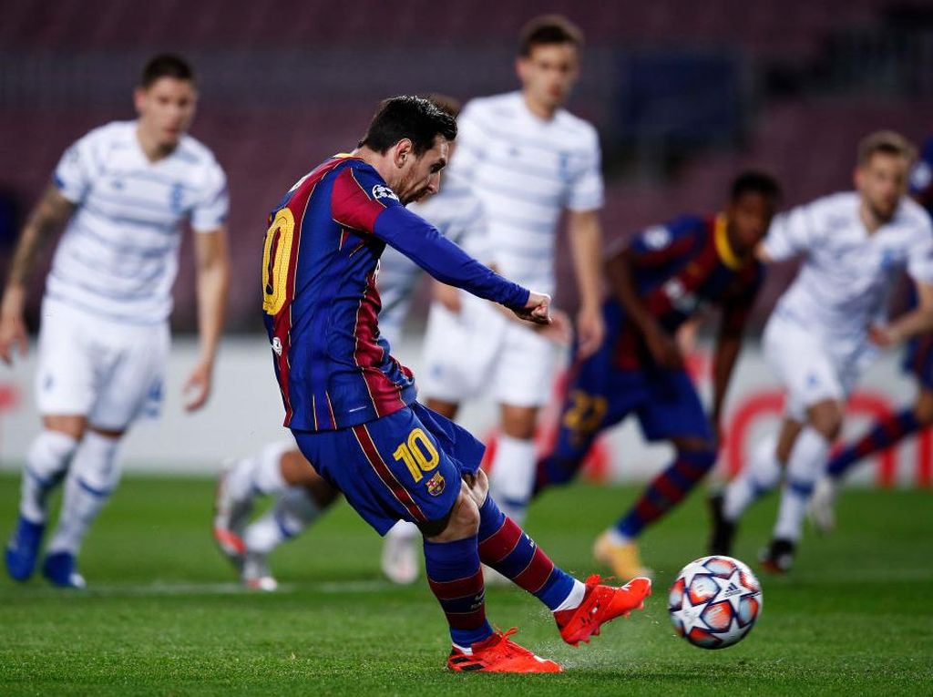 Babak I Barcelona Vs Dynamo: Penalti Messi Jadi Pembeda