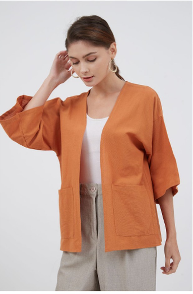 Outfir Cardigan dari Berrybenka/Berrybenka/Shopee.co.id