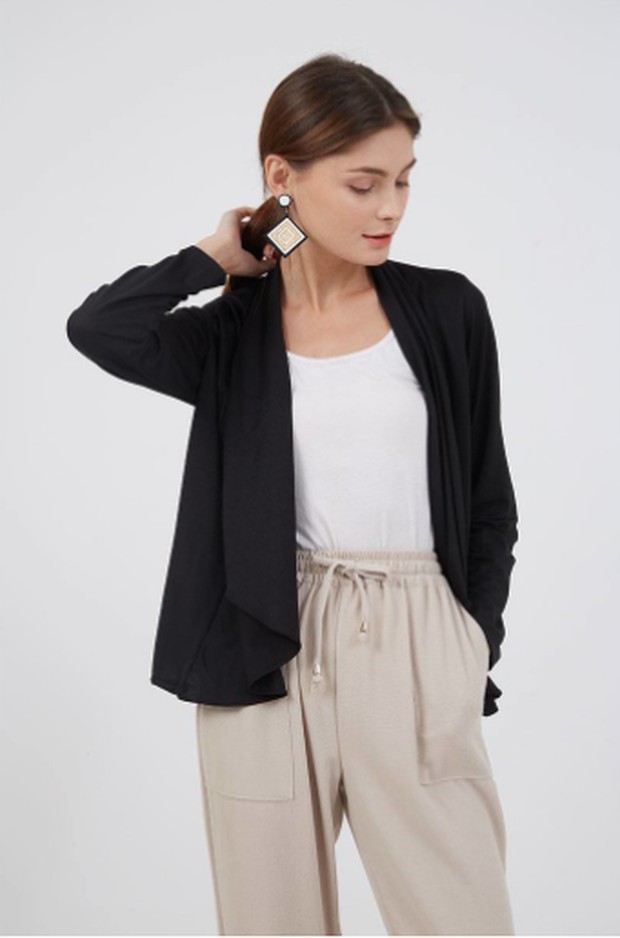 Outfit Cardigan dari Berrybenka/Berrybenka/Shopee.co.id