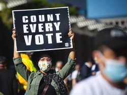 Trump Menggugat, Skenario Kiamat yang Ditakutkan Rakyat AS Mulai Terjadi