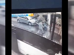 Detik-detik Maling Spion yang Kepergok di Tebet