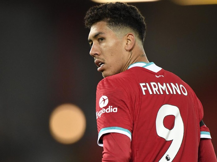 LIVERPOOL, ENGLAND - OCTOBER 31: Roberto Firminho of Liverpool looks on during the Premier League match between Liverpool and West Ham United at Anfield on October 31, 2020 in Liverpool, England. Sporting stadiums around the UK remain under strict restrictions due to the Coronavirus Pandemic as Government social distancing laws prohibit fans inside venues resulting in games being played behind closed doors. (Photo by Peter Powell - Pool/Getty Images)