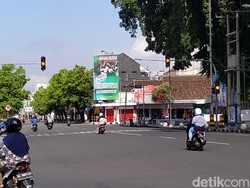 Ingatkan Waktu Salat, Traffic Light di Kota Blitar Kumandangkan Adzan