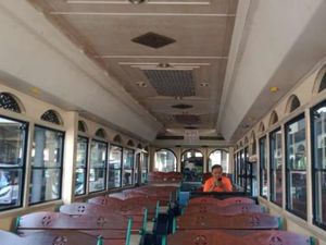 Masih Ada Bus Kayu di Kuala Terengganu Masih Ada Bus Kayu di Kuala Terengganu