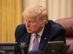 Rekan Separtai Pun Mengejek saat Trump Terus-terusan Merengek