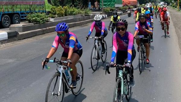 Potret 6 Wanita yang Bersepeda Sejauh 1.000 KM