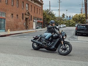 Masih Ada Sisa THR? Ini Daftar Harga Moge Harley-Davidson, Mulai dari Rp 273 Jutaan Masih Ada Sisa THR? Ini Daftar Harga Moge Harley-Davidson, Mulai dari Rp 273 Jutaan