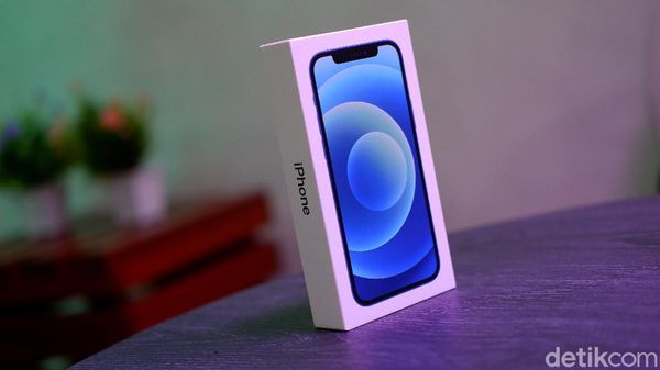 Unboxing iPhone 12 Biru Harga Rp 20 Jutaan