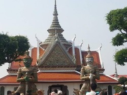 Istana Raja Thailand yang Super Megah
