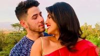 Kemesraan Priyanka Chopra dan Nick Jonas Rayakan Karwa Chauth