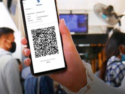 Tak Perlu Sentuh, Lebih Aman Naik Transjakarta Pakai LinkAja