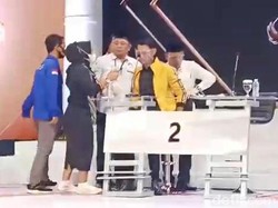 Sempat Jatuh Saat Debat, Cabup Tuban Lindra Sudah Bertemu Konstituen