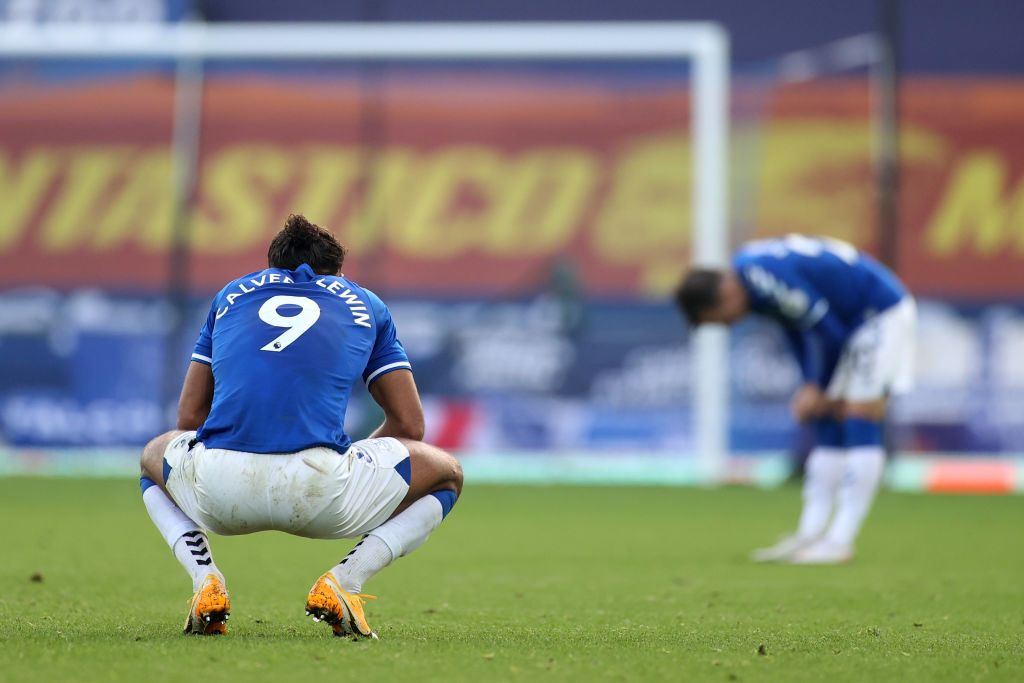LIVERPOOL, ENGLAND - NOVEMBER 07: Dominic Calvert-Lewin of Everton looks dejected after his team concede during the Premier League match between Everton and Manchester United at Goodison Park on November 07, 2020 in Liverpool, England. Sporting stadiums around the UK remain under strict restrictions due to the Coronavirus Pandemic as Government social distancing laws prohibit fans inside venues resulting in games being played behind closed doors. (Photo by Carl Recine - Pool/Getty Images)