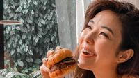 Gisella Anastasia Saat Nikmati Bubble Tea dan Floating Breakfast