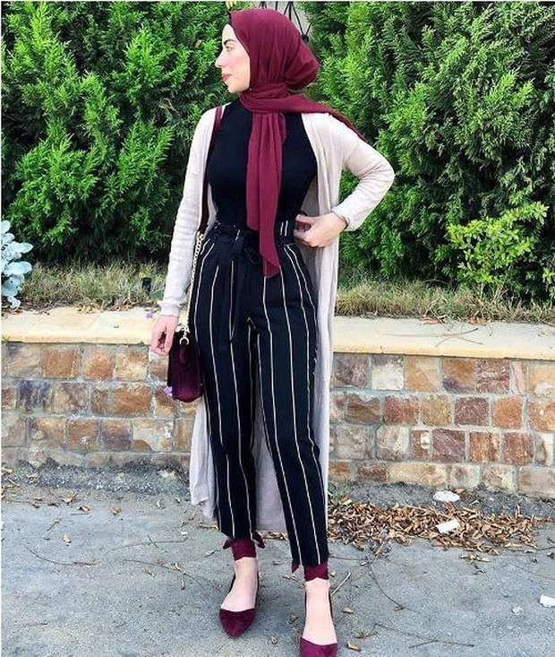 Mix And Match Outfit Hijab Dengan Jogger Pants Bikin Kesan Swag Dan Modis Mix And Match Outfit Hijab Dengan Jogger Pants Bikin Kesan Swag Dan Modis
