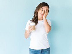 Kamu Merasa Lelah Setelah Minum Kopi? Ini Sebabnya