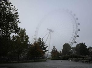 Potret Inggris Diselimuti Kabut Saat Lockdown Jilid 2