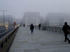 Lockdown di Inggris Tak Jadi Longgar Gegara Varian Corona Lebih Menular