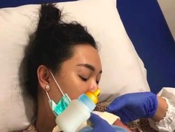 Zaskia Gotik Melahirkan Lebih Awal, Bayinya Disebut Prematur