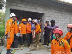 Ratusan Warga Desa Keningar di Lereng Merapi Dievakuasi Turun