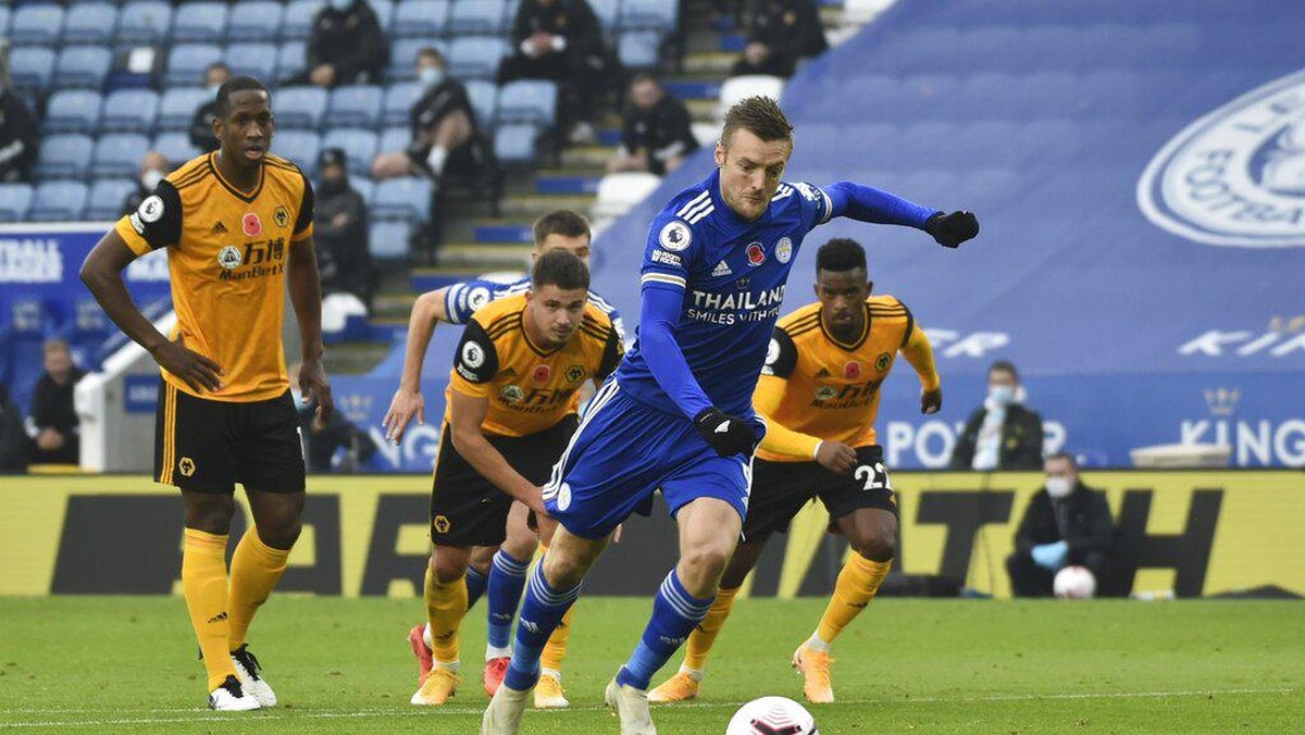 Penalti Jamie Vardy menangkan Leicester atas Wolves (AP/Rui Vieira)