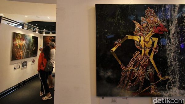 Melihat Keindahan Wayang Lewat Bidikan Kamera